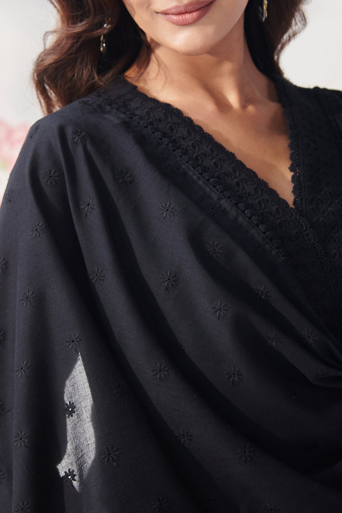 Mumtaz Gulbano Black Dupatta