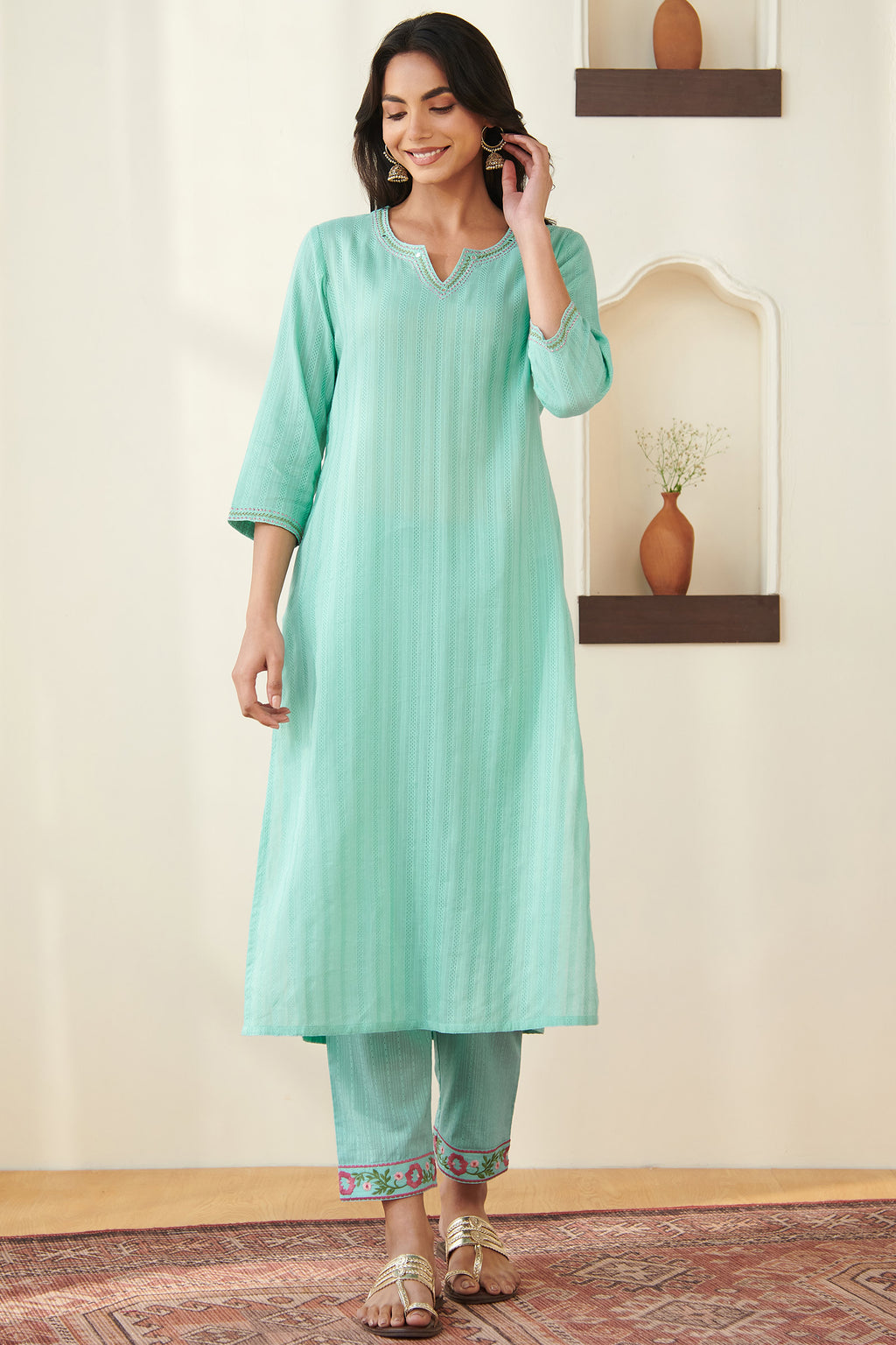 Surplus: Roza Mehar Blue Kurta