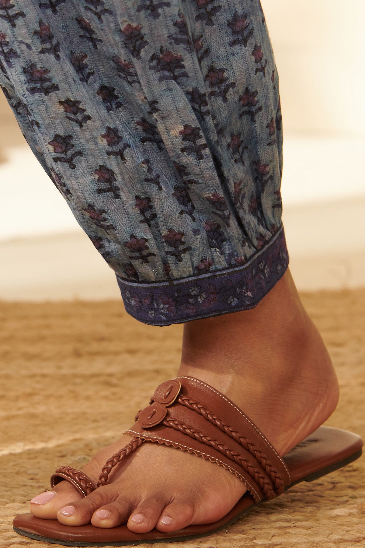 Sehra Mahi Akola Izhaar Pants
