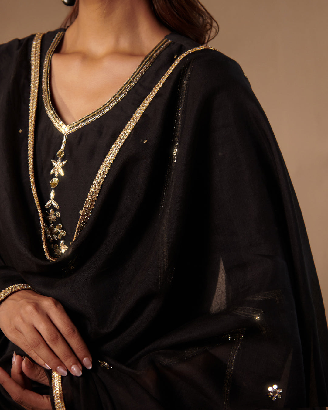 Roshanara Aarya Midnight Black Dupatta