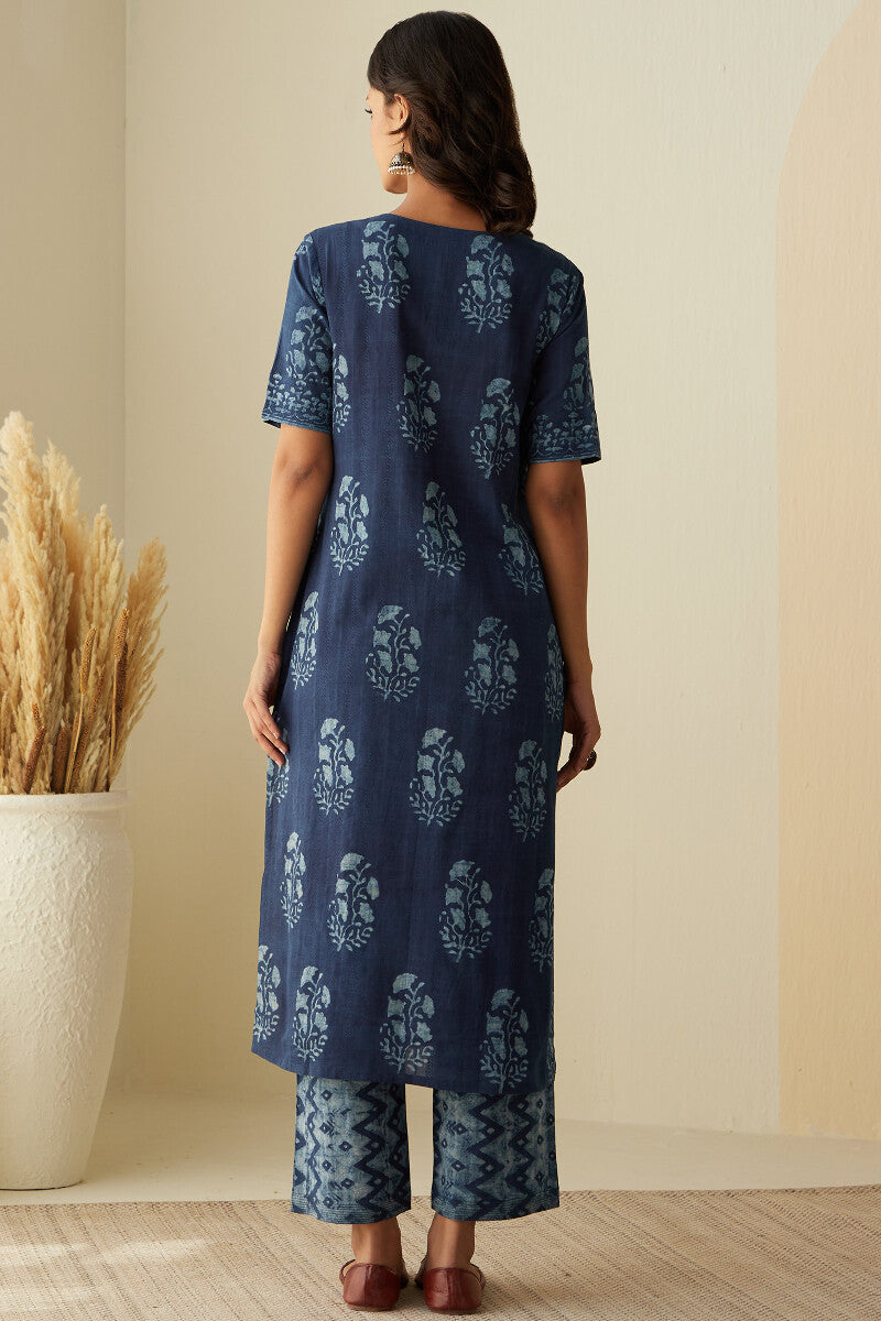 Noor Rumaisa Akola Kurta