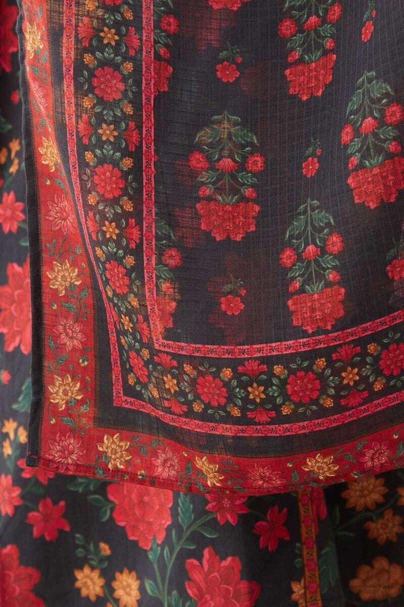 Mahnoor Mumtaz Dupatta