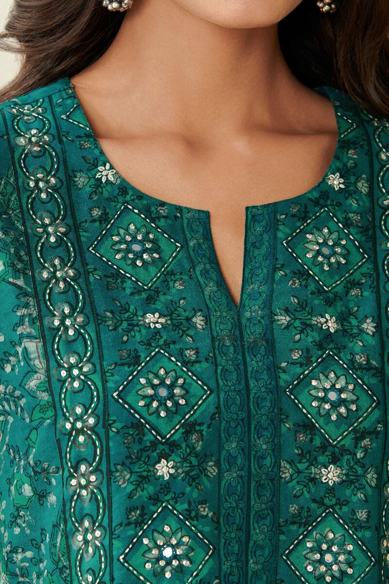 Sehra Tara Akola Kurta