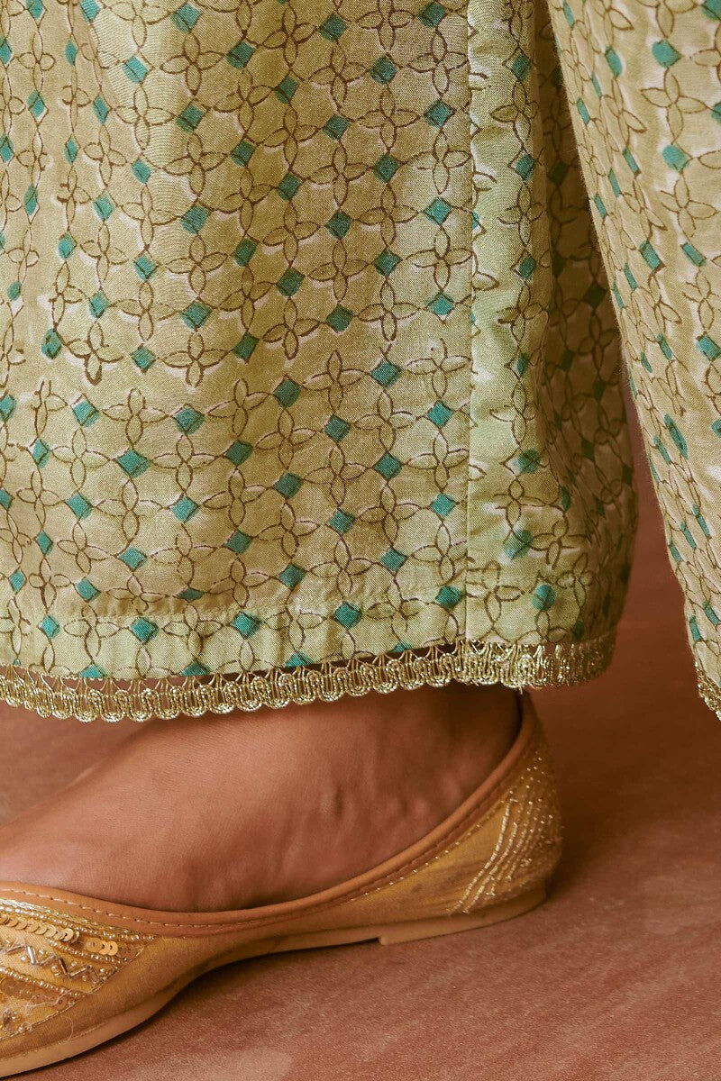 Mehrunissa Sehr Modal Farsi