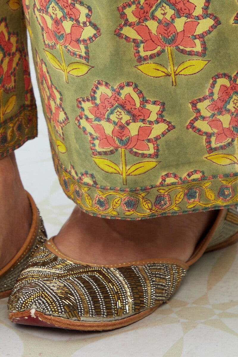 Gulzar Mahnoor Sanganeri Farsi