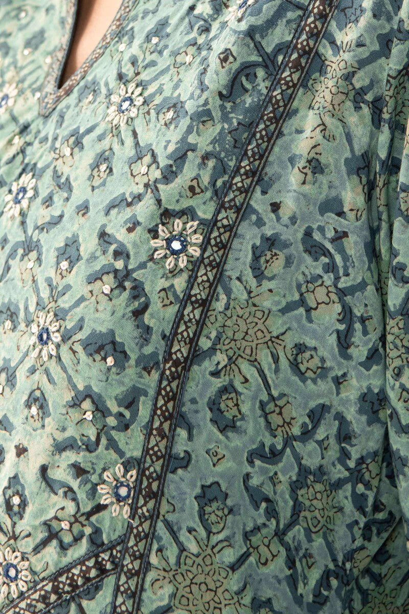 Sehra Zafina Akola Kurta