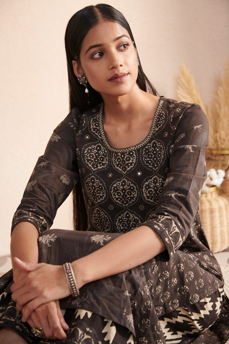 Sehra Meher Akola Kurta