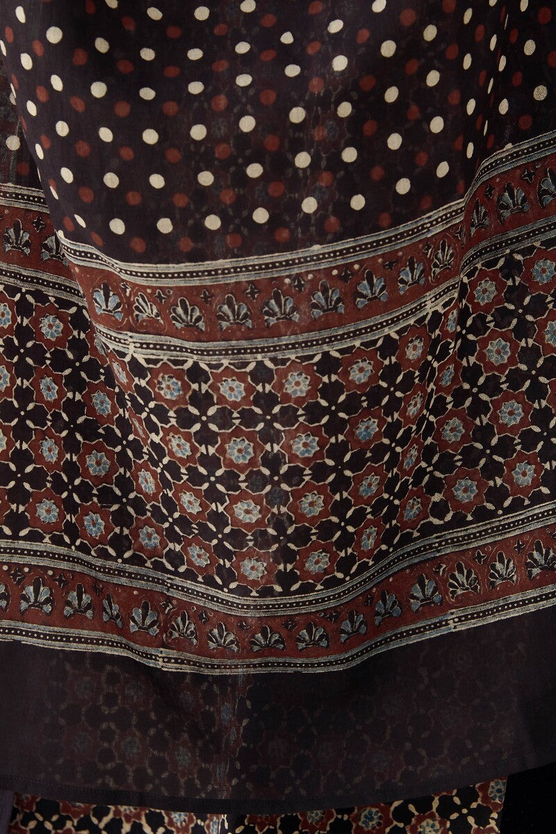Sehra Jannat Ajrak Dupatta