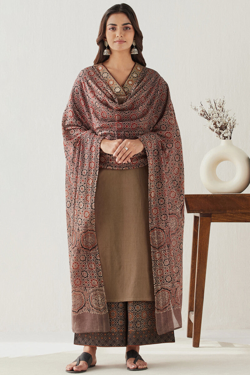 Sehra Rahida Ajrak Dupatta