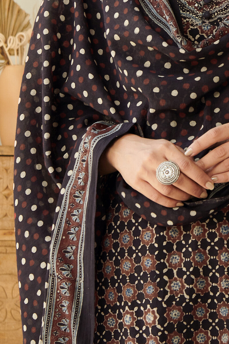 Sehra Jannat Ajrak Dupatta