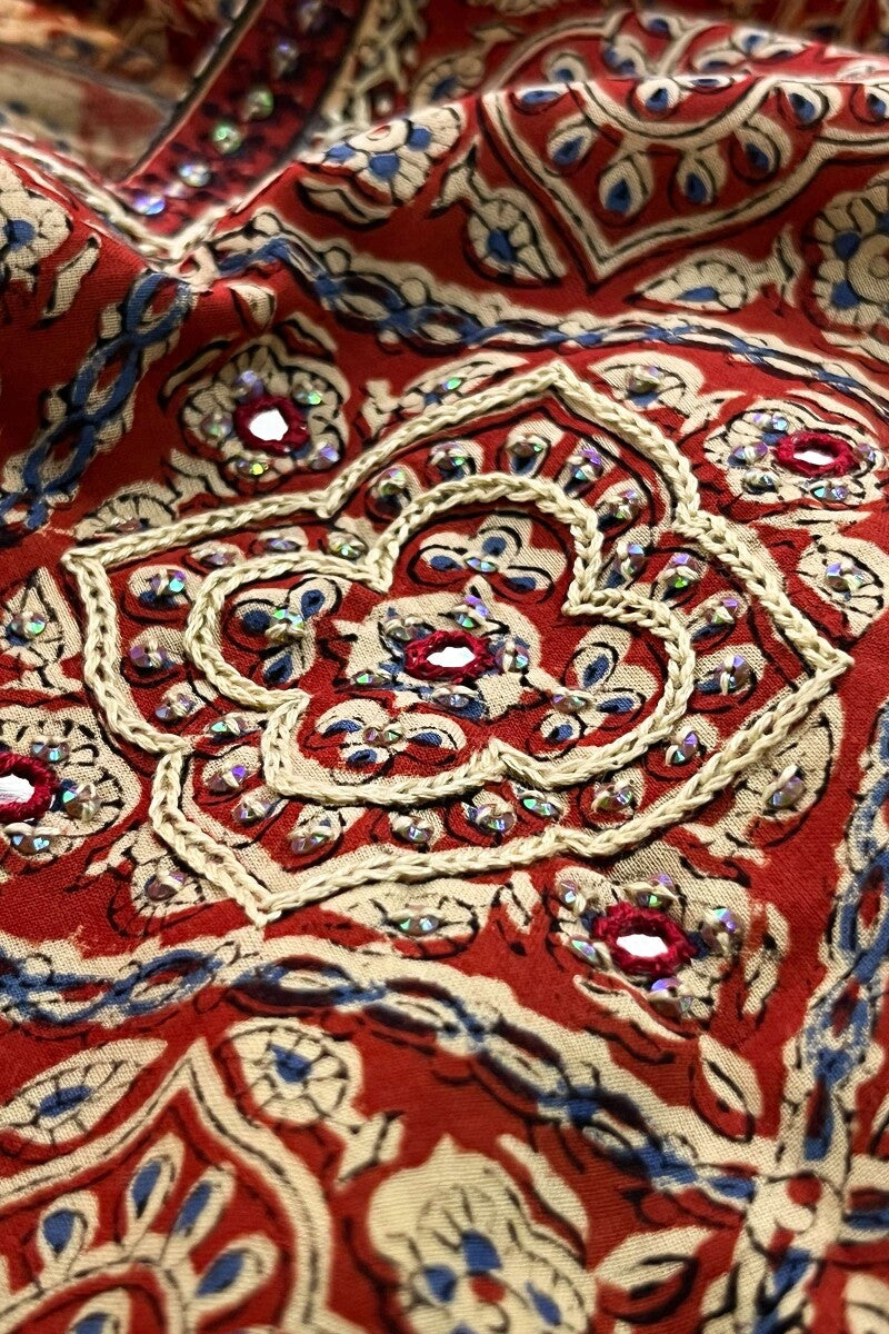 Sehra Afreena Bagru Kurta