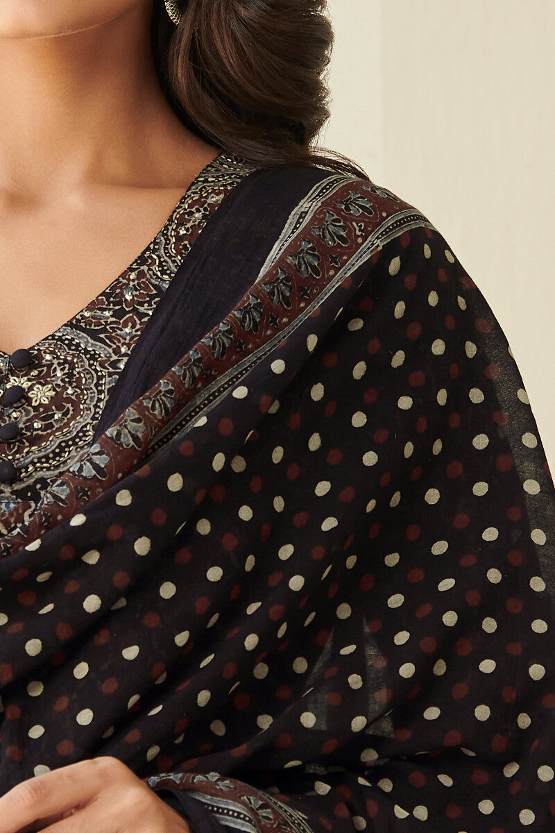 Sehra Jannat Ajrak Dupatta
