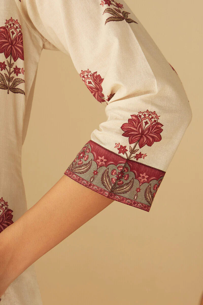 Mahnoor Sahira Kurta