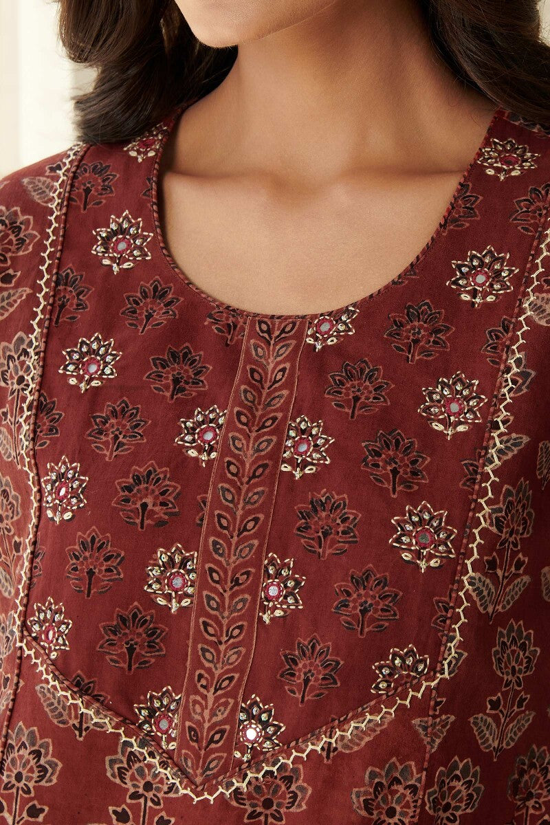 Sehra Maisara Ajrak Top