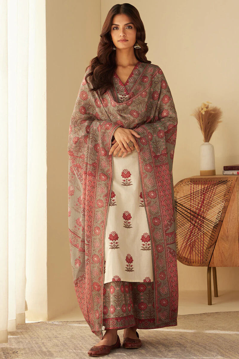 Mahnoor Sahira Kurta