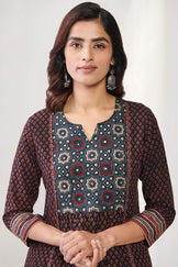 Sehra Tara Ajrak Kurta
