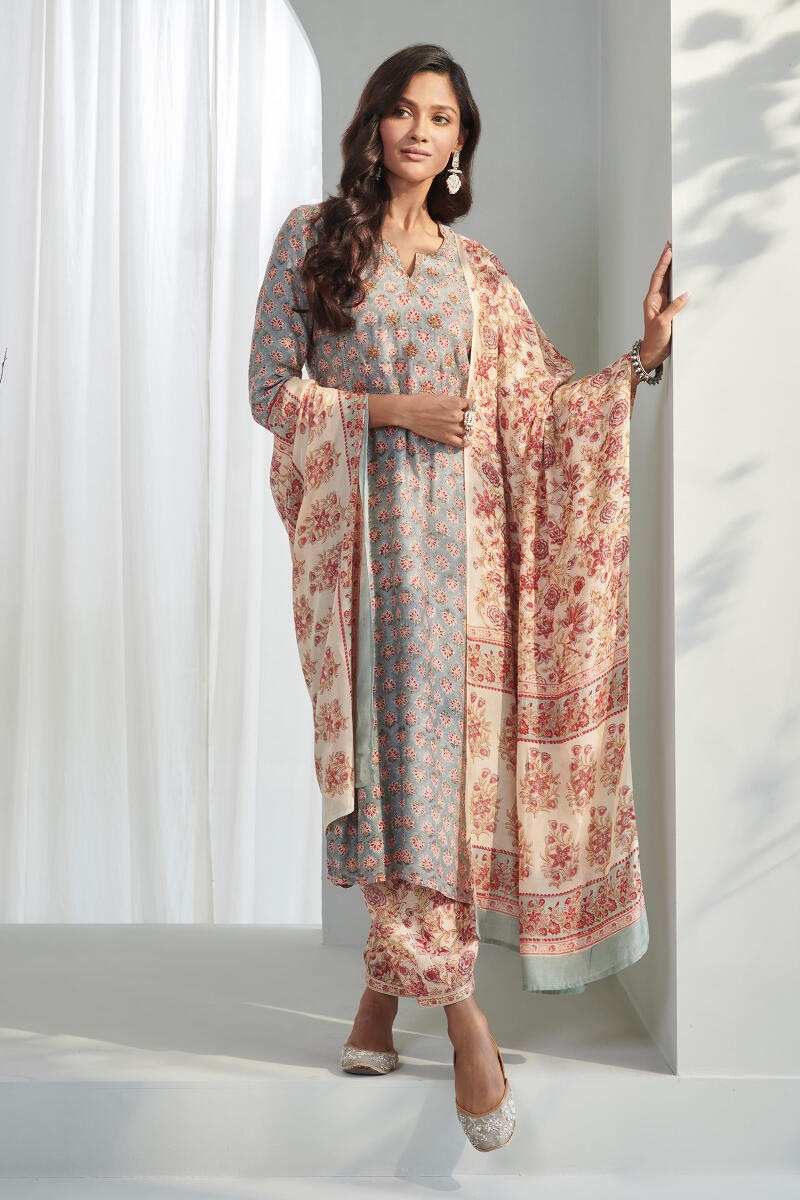 Nasrine Inaya Sanganeri Modal Dupatta