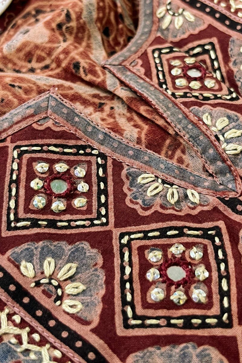 Sehra Sahiba Ajrak Kurta