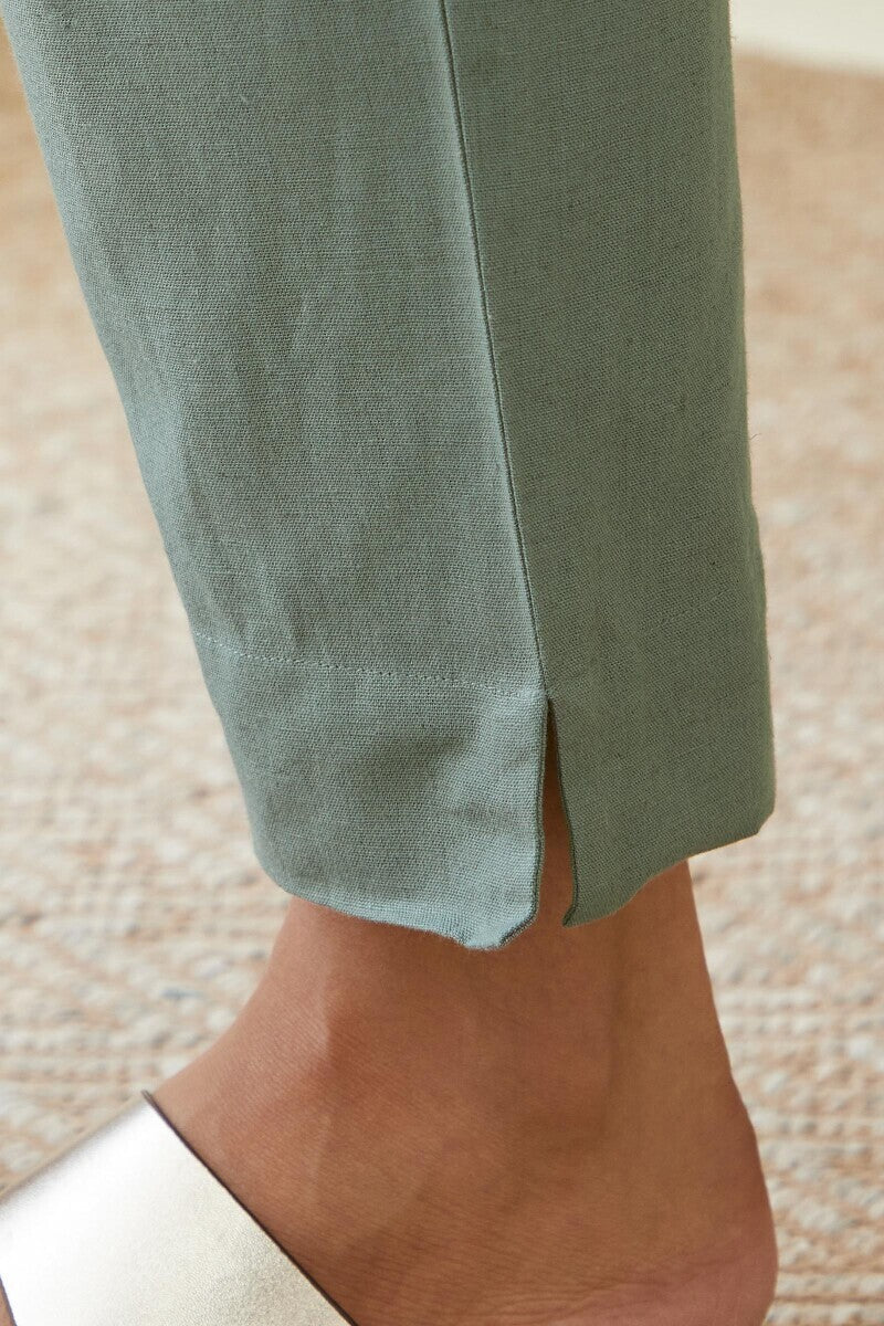 Rosheen Zoha Narrow Pants