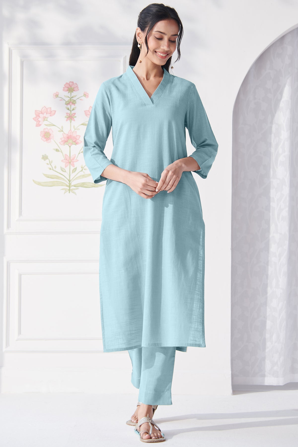 Roza Mehnoor Blue Narrow Pants