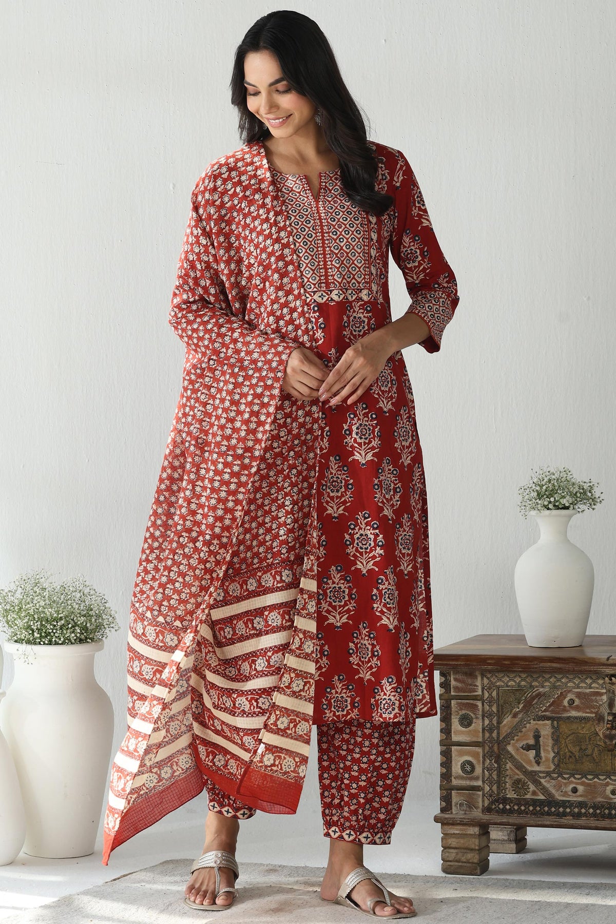 Sehra Kainat Bagru Dupatta