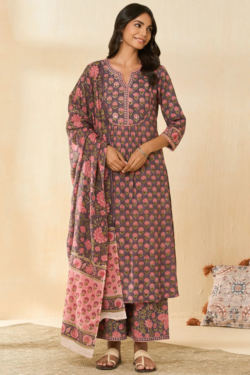 Surplus: Rosheen Maya Farsi