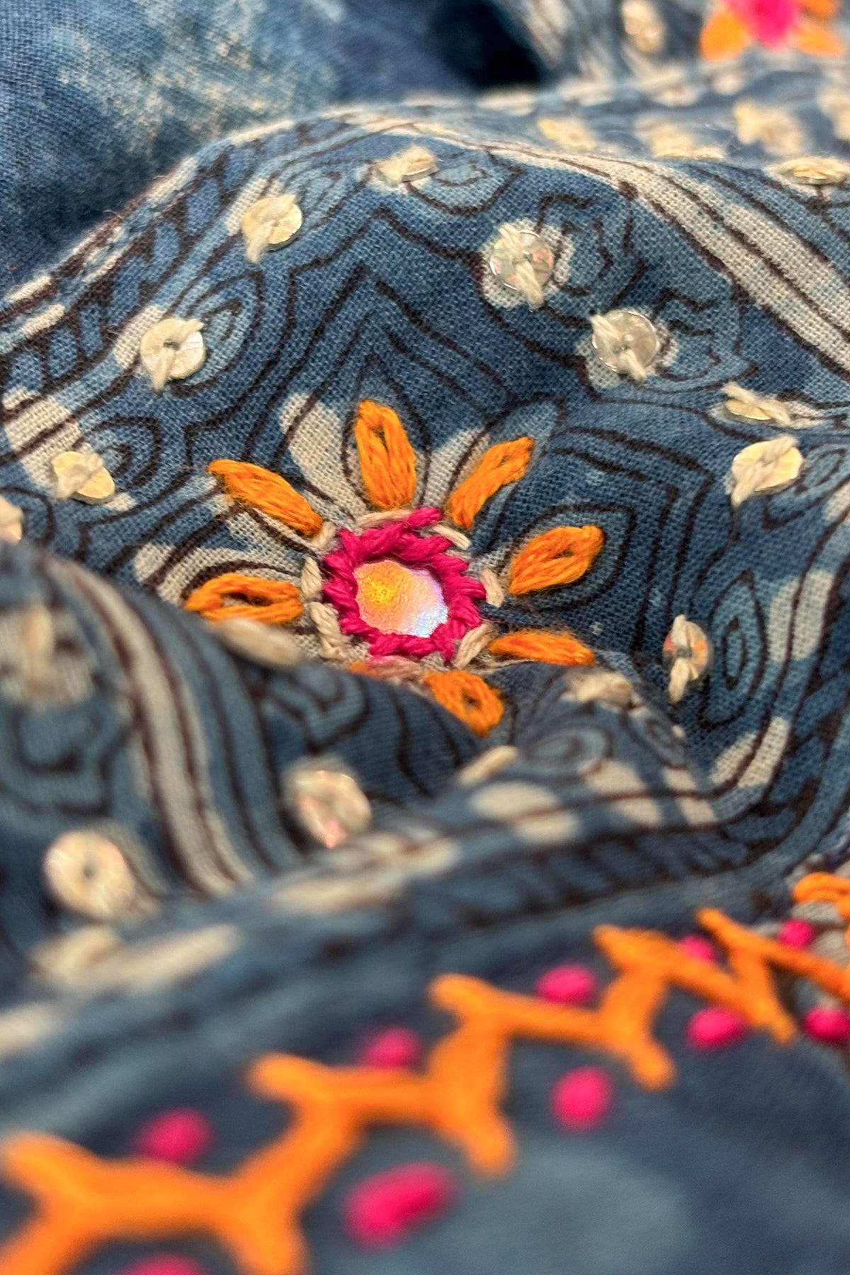 Surplus: Sehra Zahira Bagru Dabu Kurta