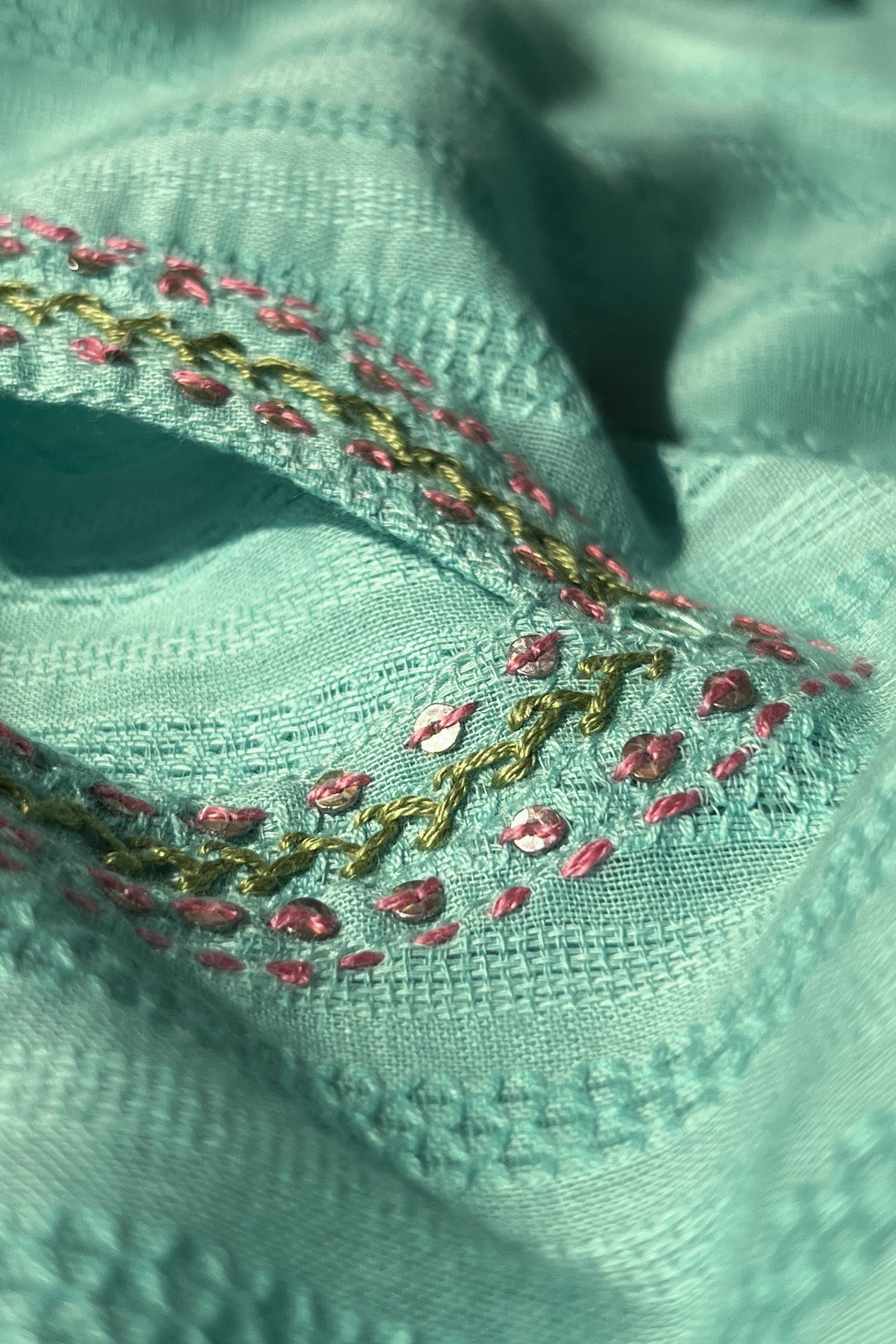 Surplus: Roza Mehar Blue Kurta