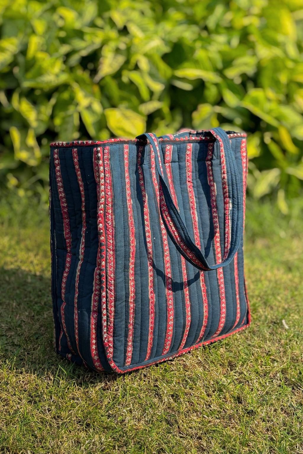 Roza Zayna Tote Bag