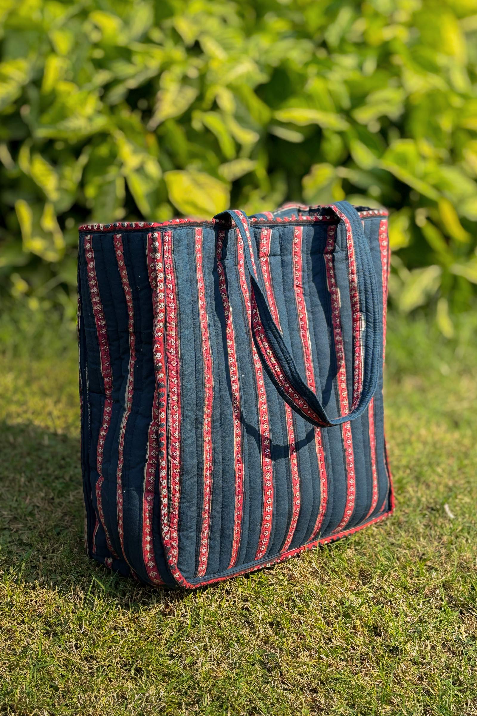 Roza Zayna Tote Bag