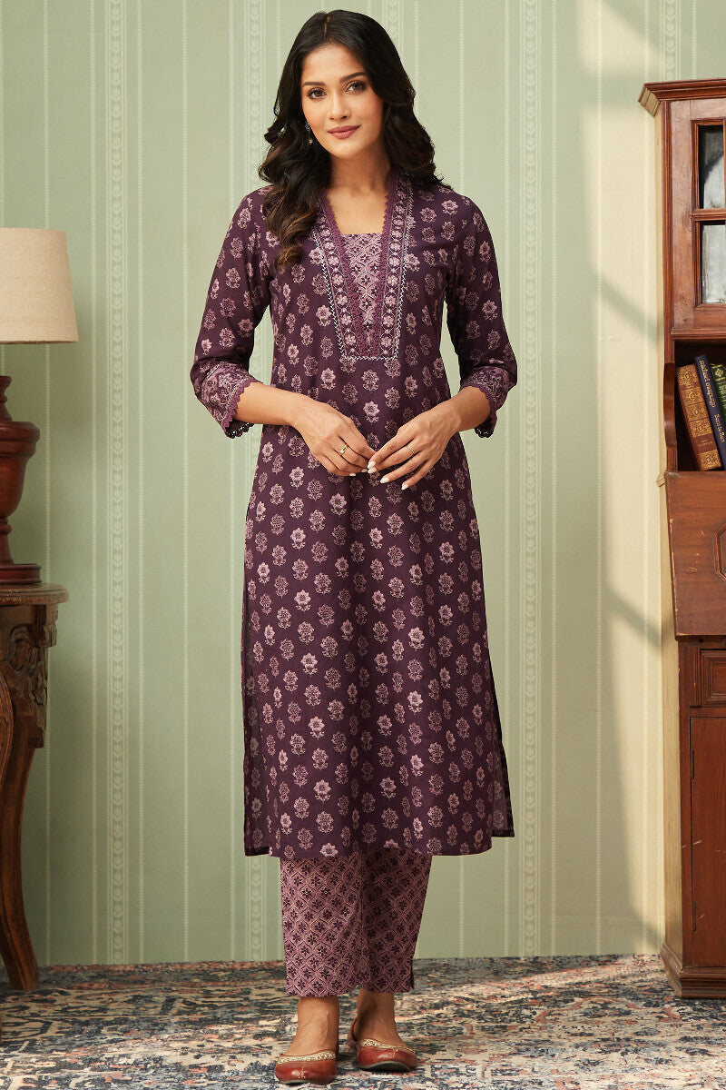 Mahnoor Siya Kurta