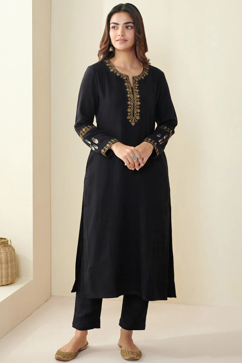 Surplus: Naadirah Tazmeen Faux Wool Kurta