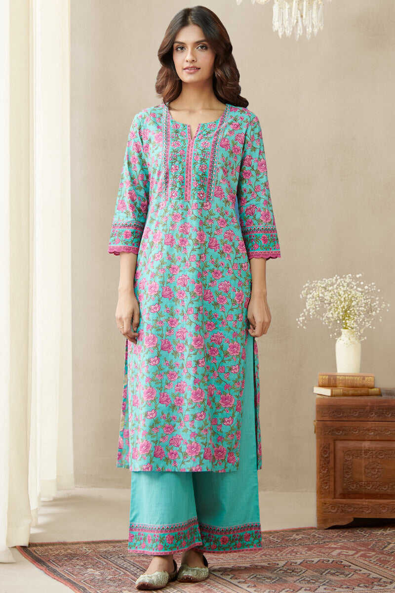 Mehreen Nazneen Kurta