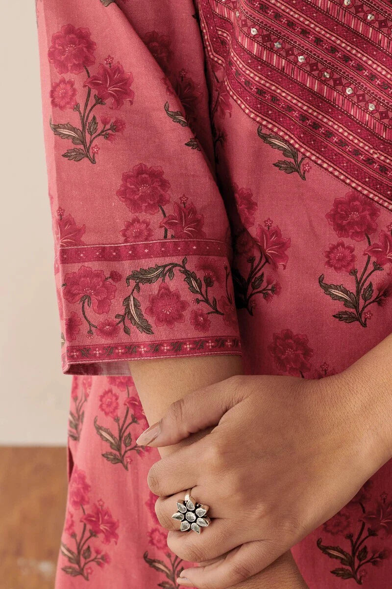 Surplus: Mahnoor Fahima Kurta