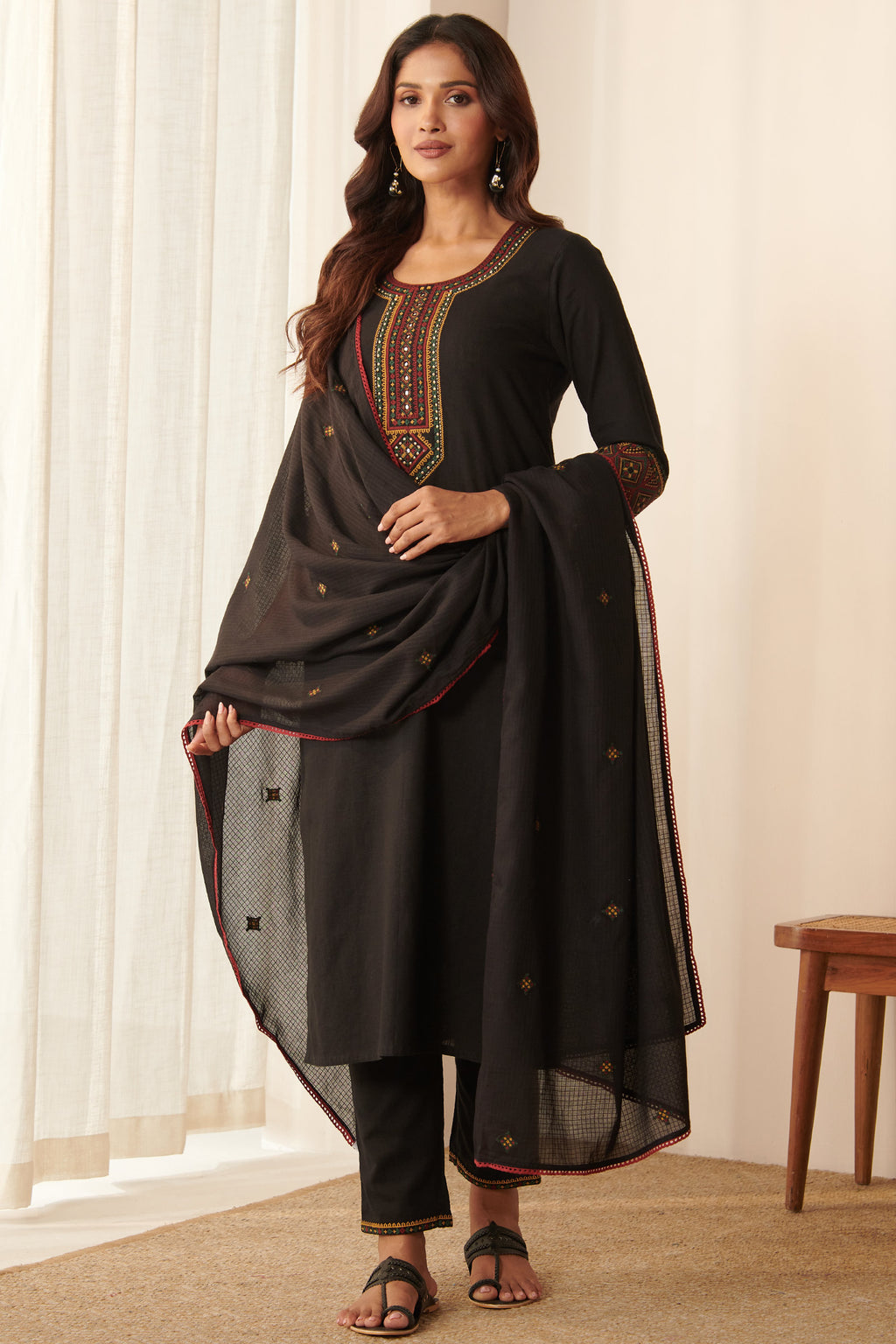 Mehraab Nahiza Black Dupatta
