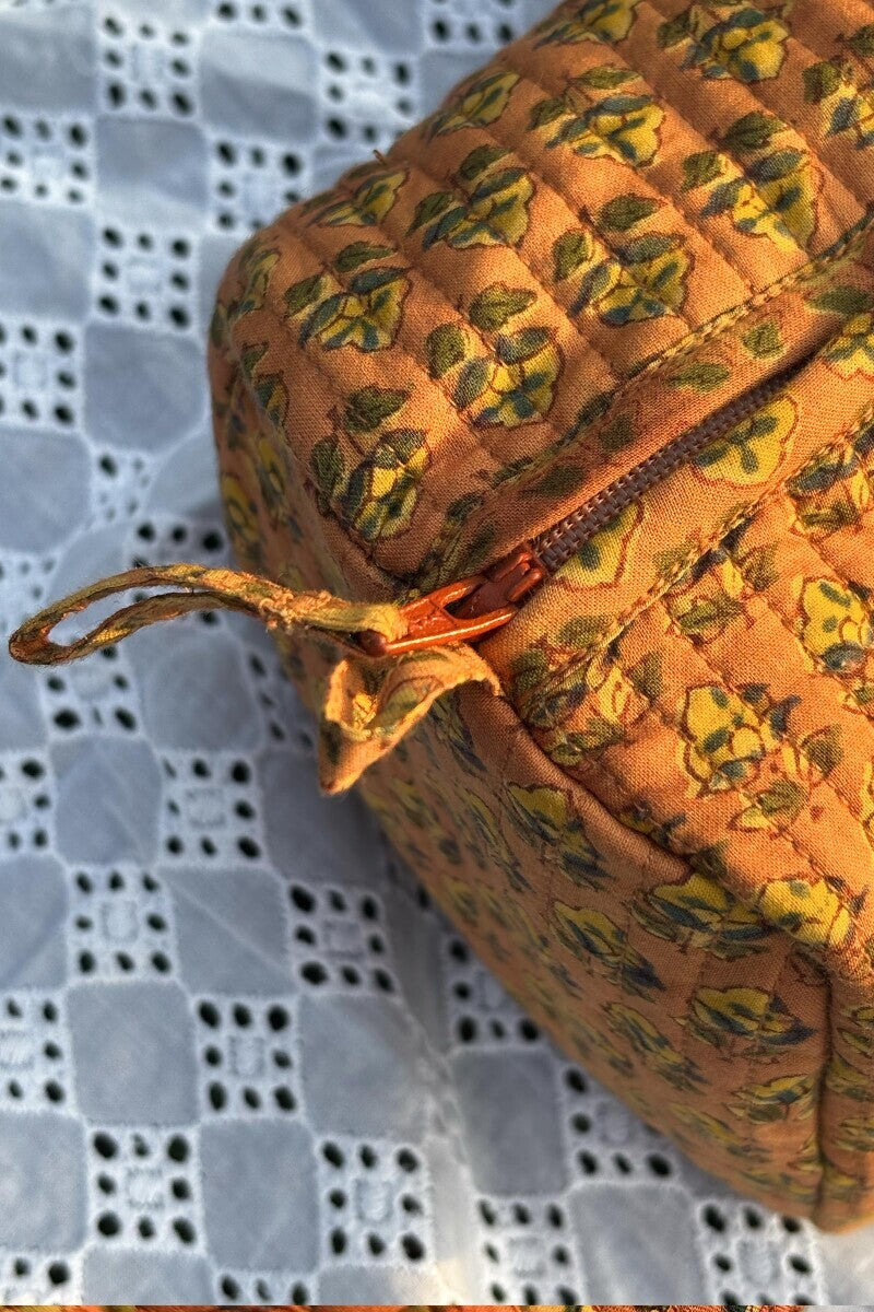 Roza Inaya Vanity Pouch