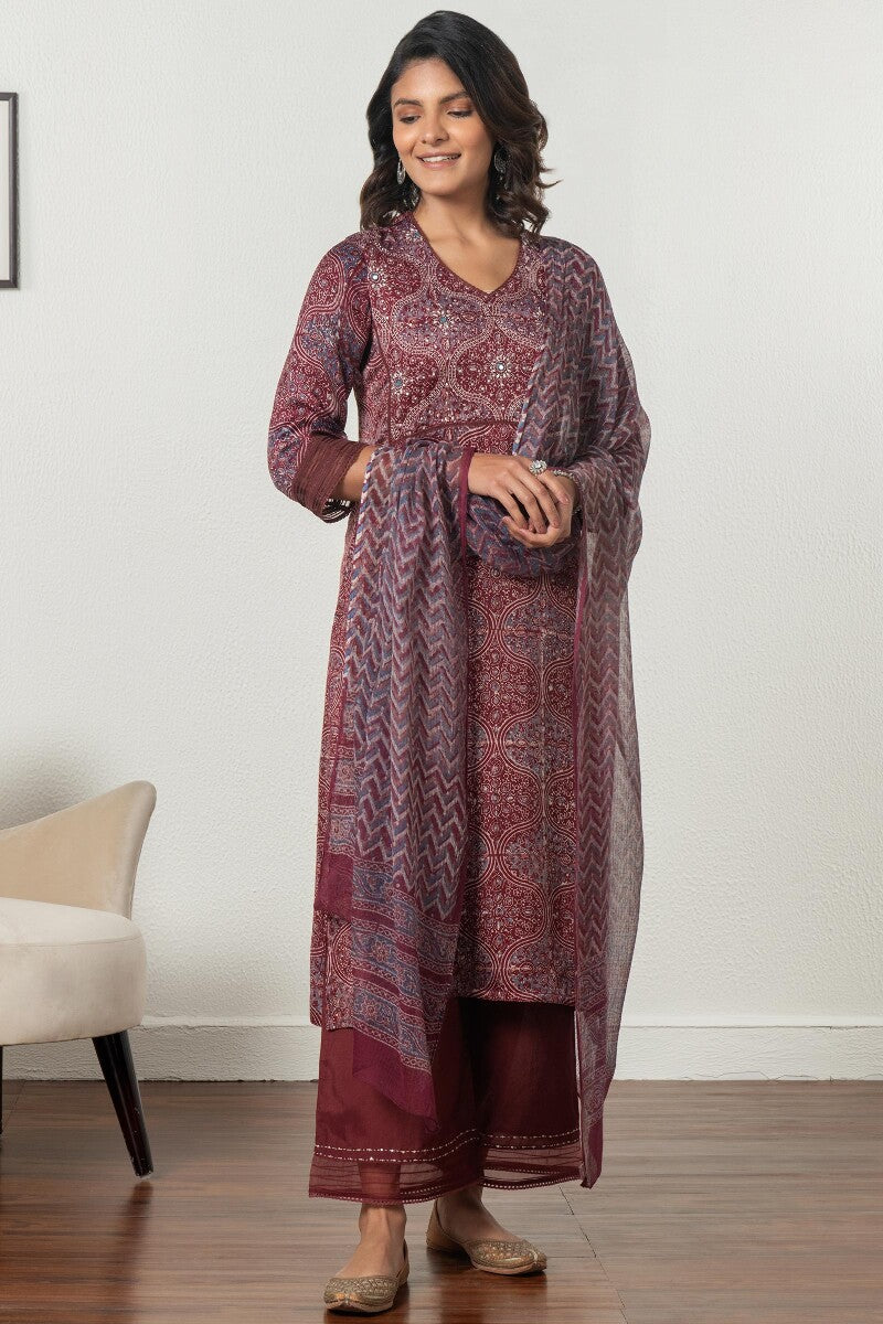 Zubeida Sareen Modal Farsi