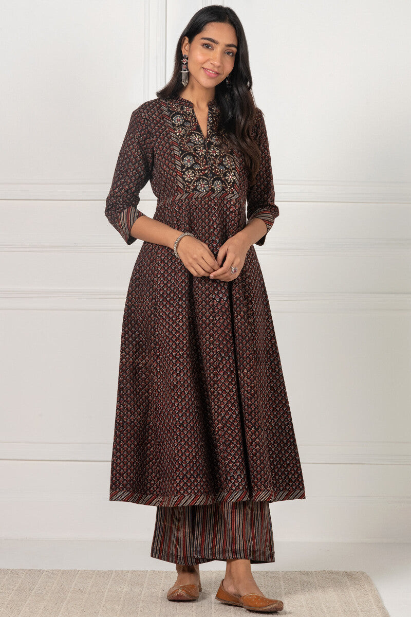 Sehra Mirza Ajrak Kurta