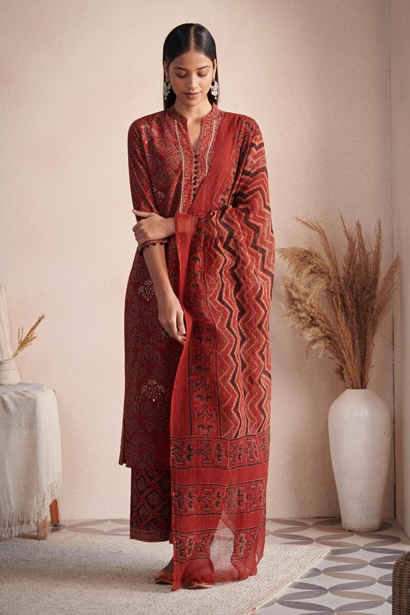 Sehra Samira Ajrak Kota Dupatta