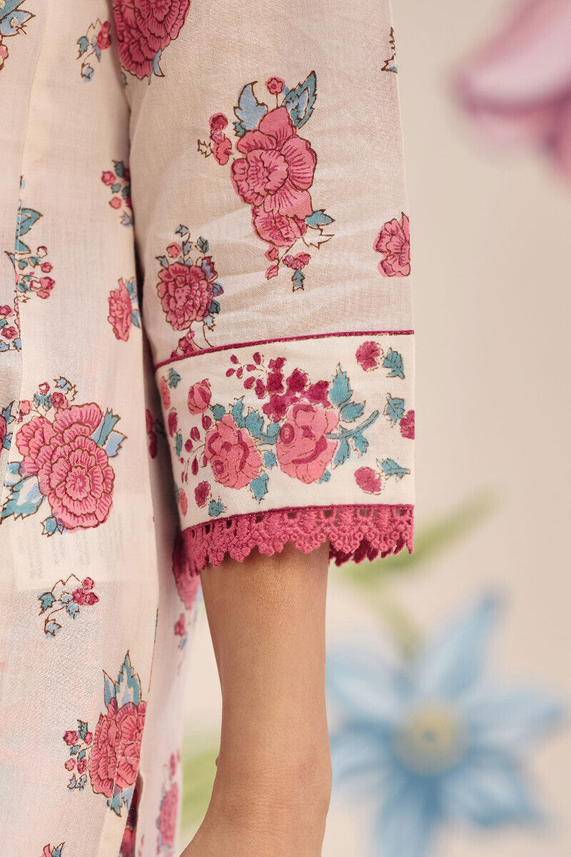 Gulraiz Mirza Sanganeri Kurta