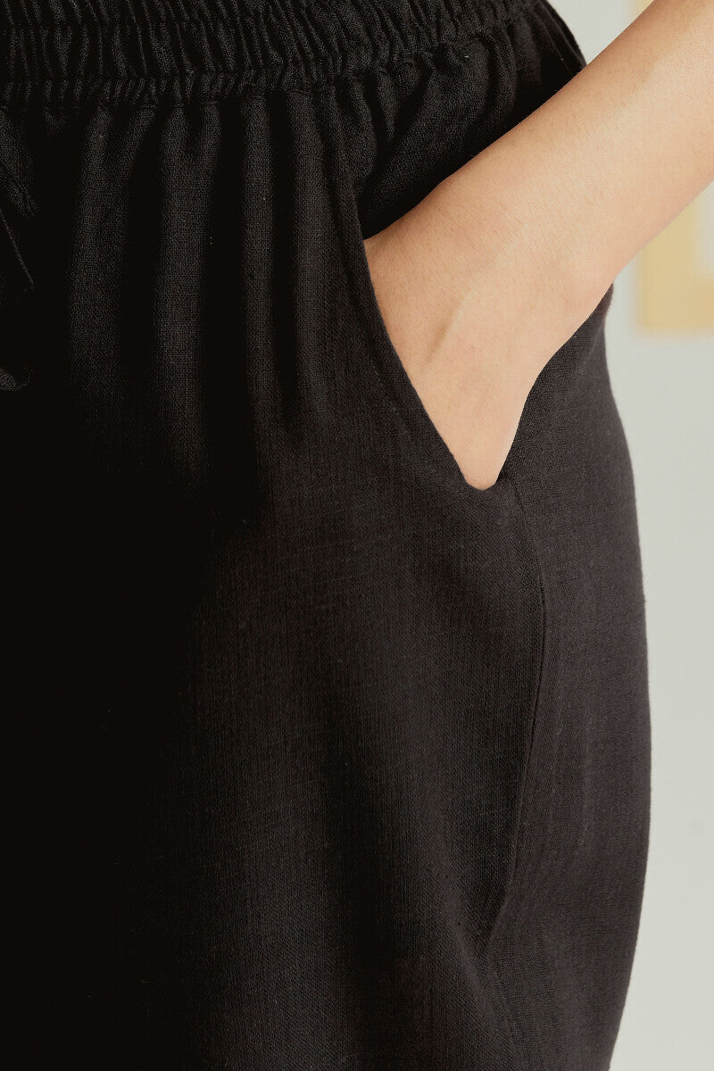 Roza Nida Black Narrow Pants