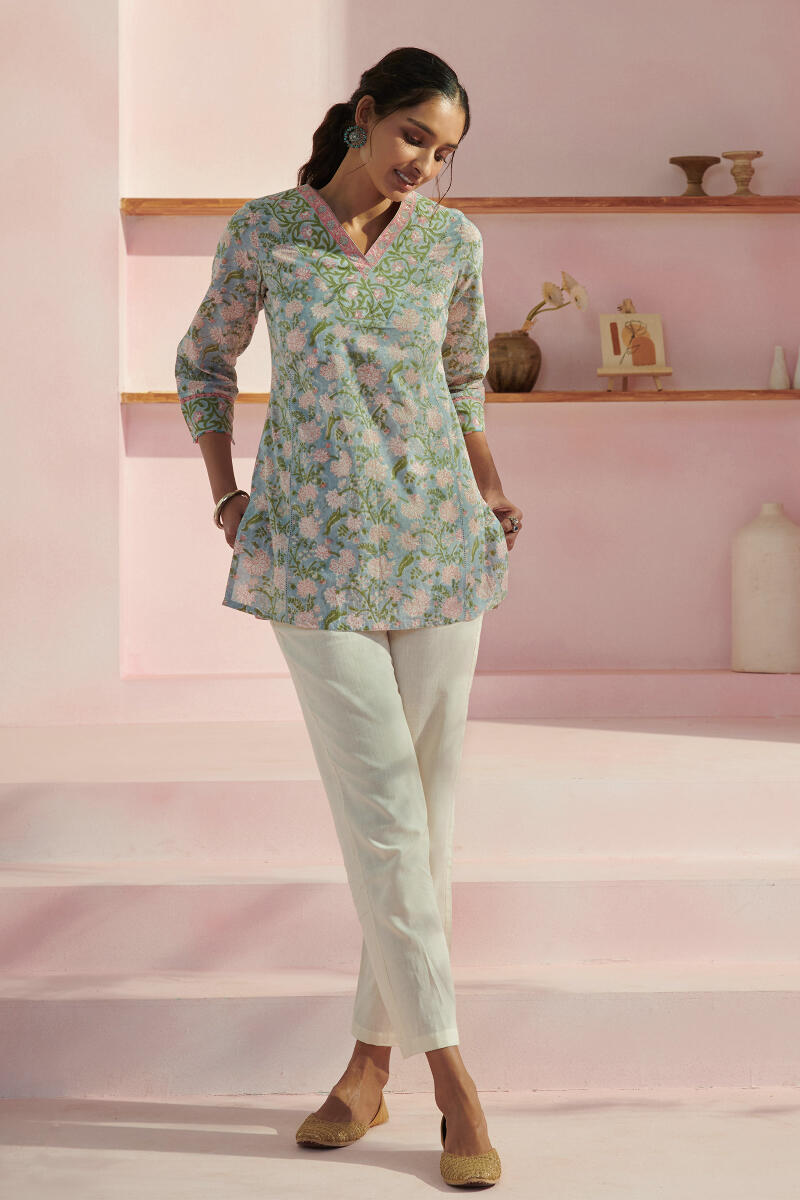Nasrine Suhana Sanganeri Kurti