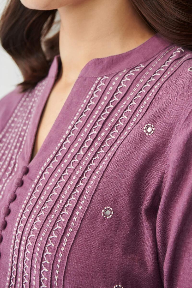 Kashida Purple Handloom Kurta