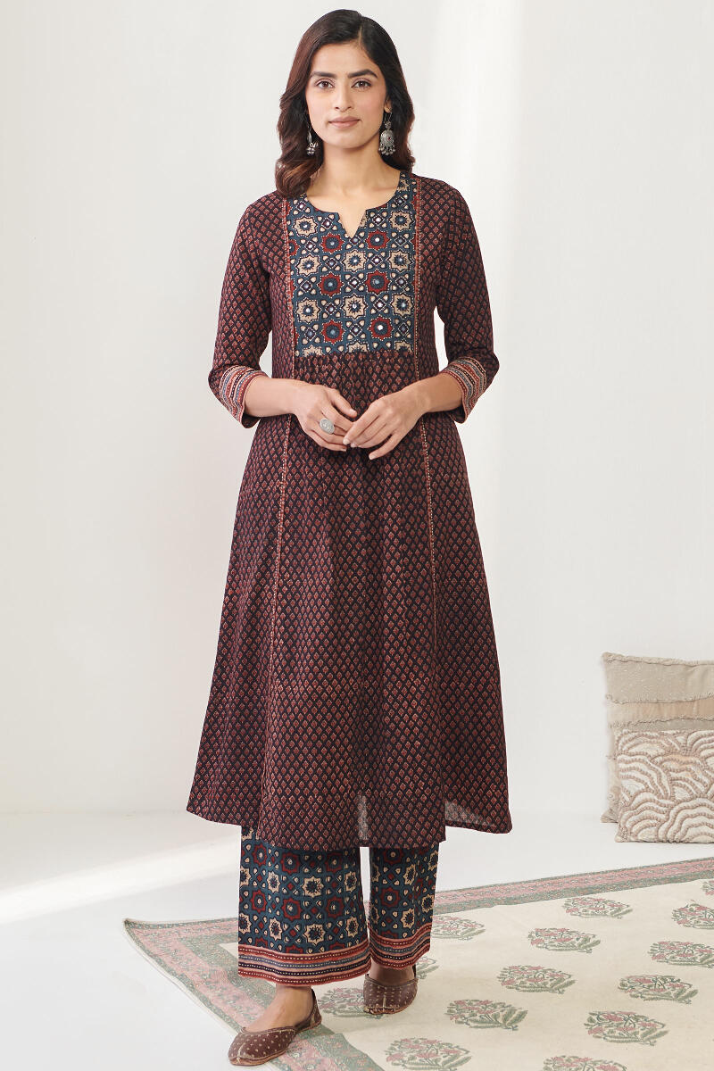 Sehra Tara Ajrak Kurta