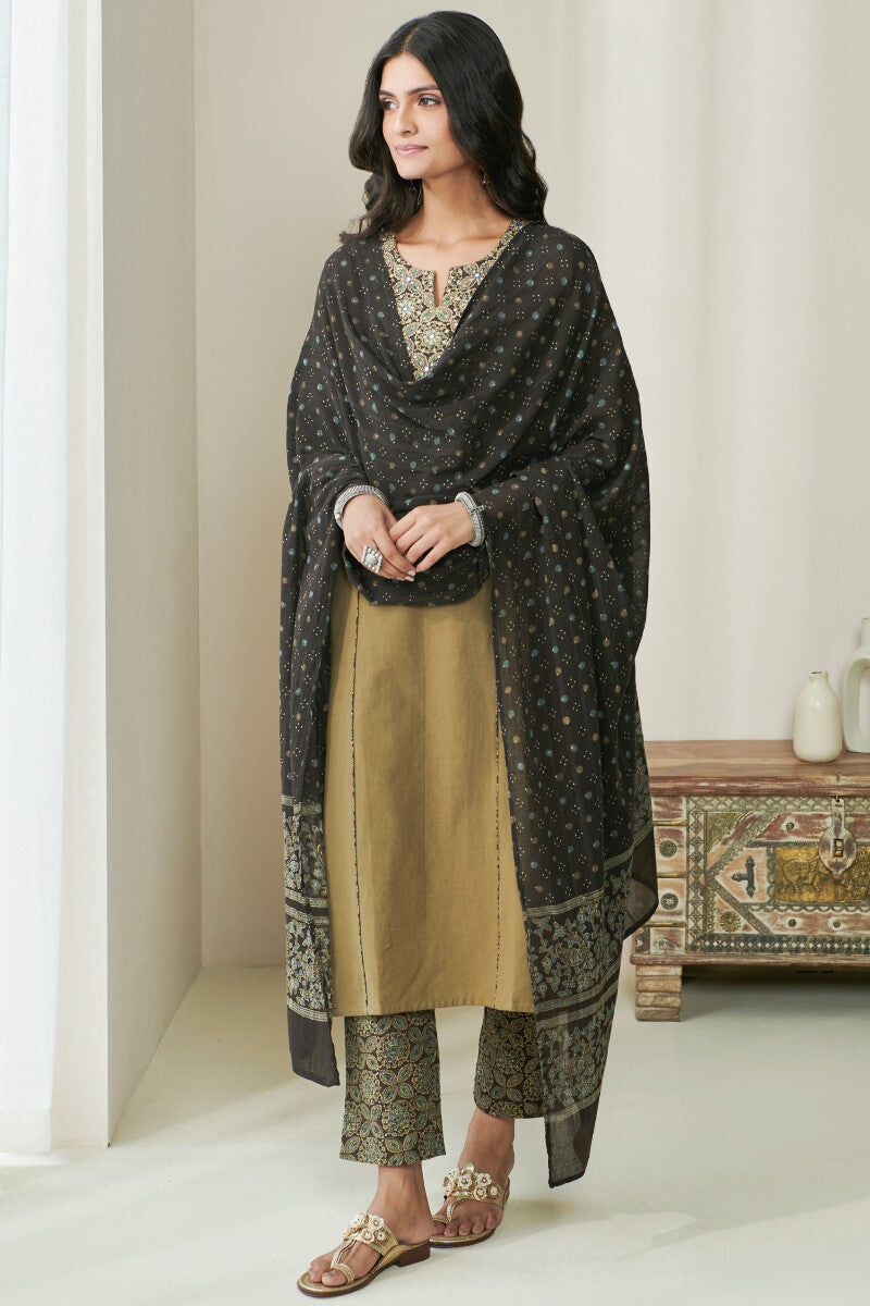 Sehra Mahi Ajrak Narrow Pants