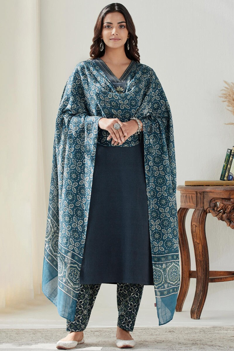 Roza Aarya Ajrak Dupatta