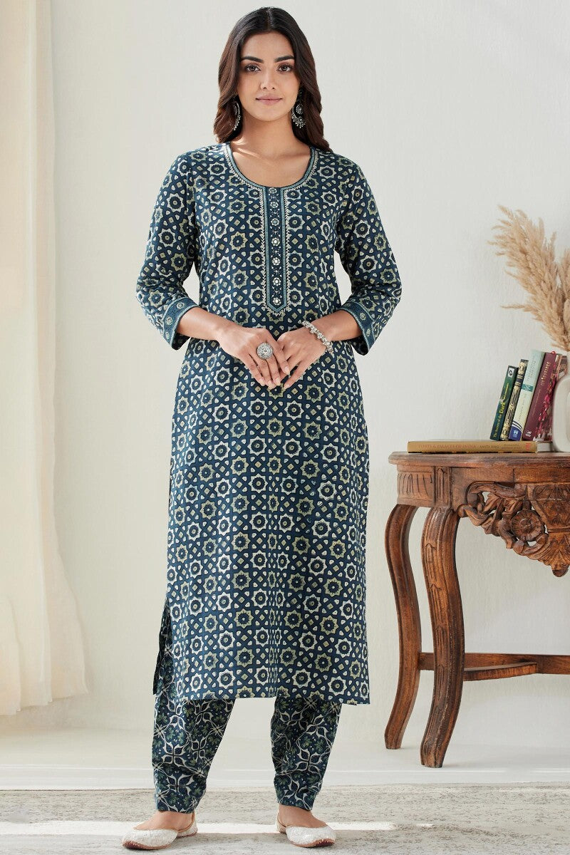 Sehra Inaya Ajrak Kurta