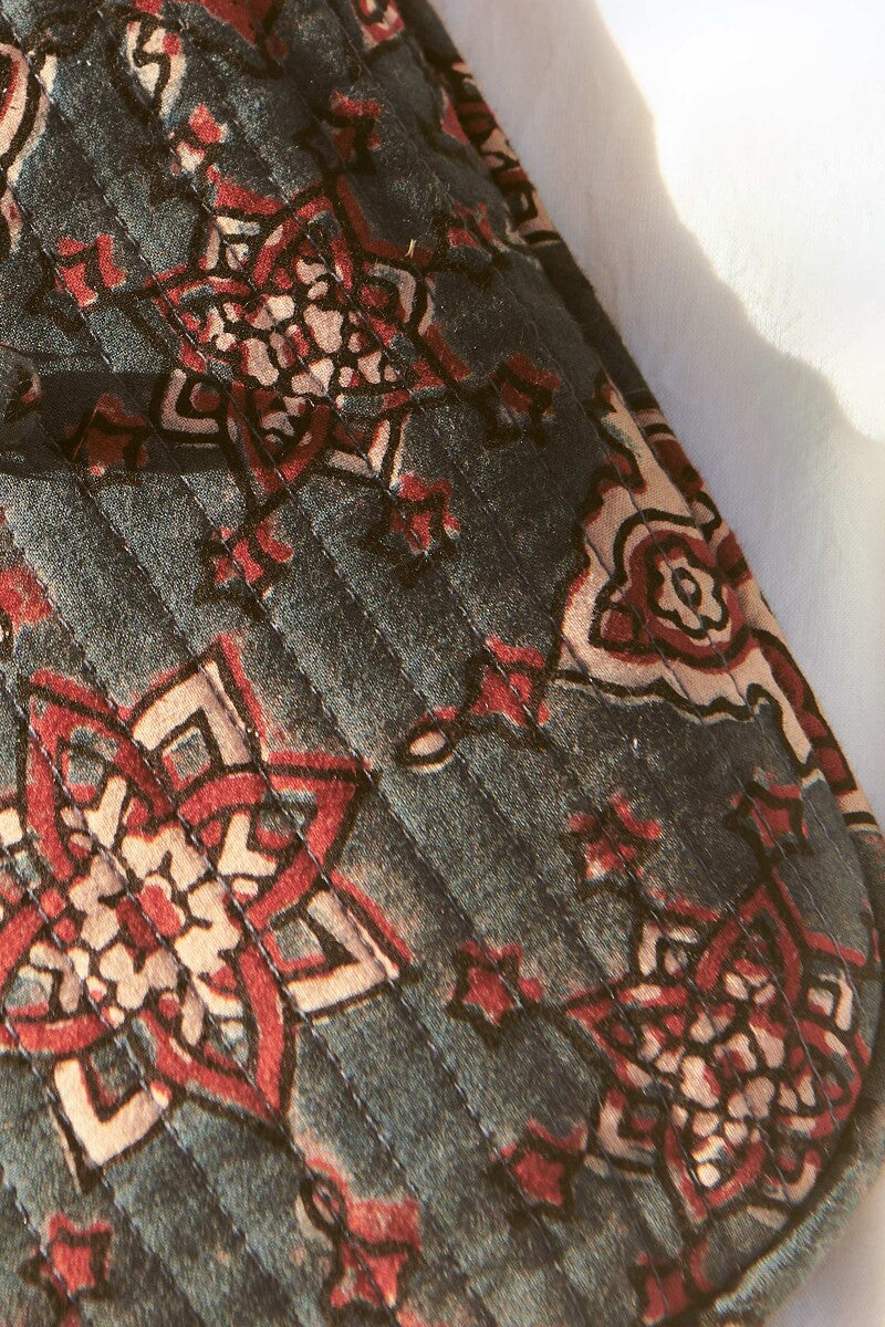 Roza Zeena Phone Sling Bag