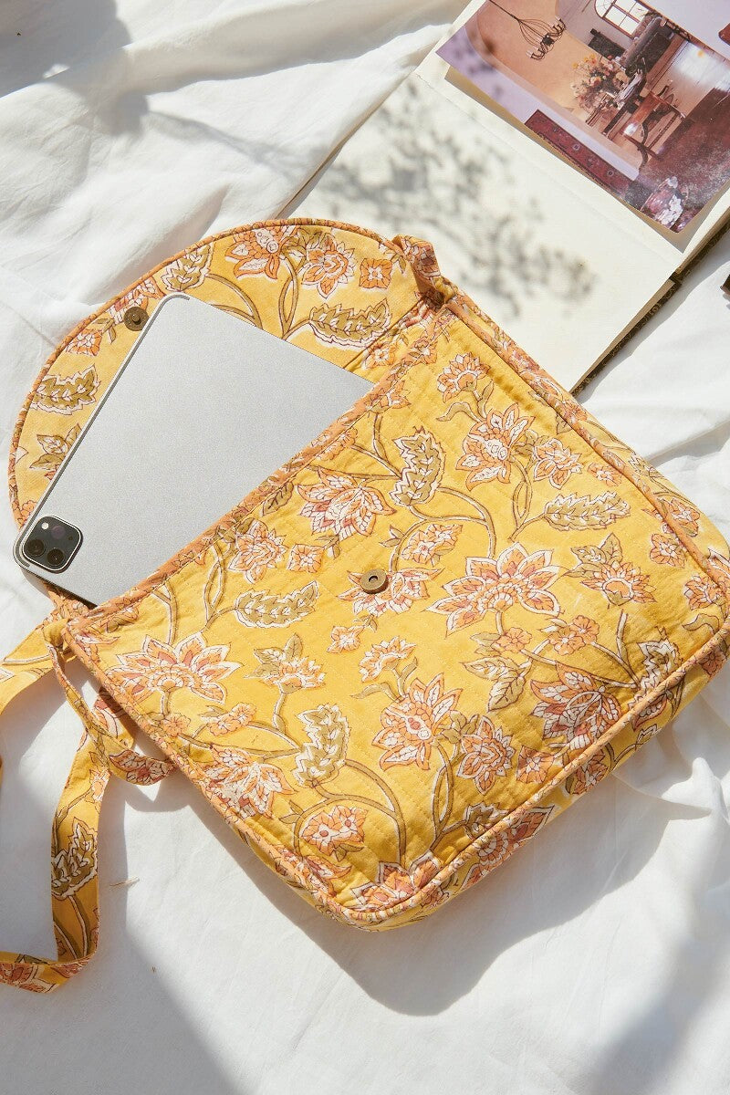 Roza Aaliyah Crossbody Bag