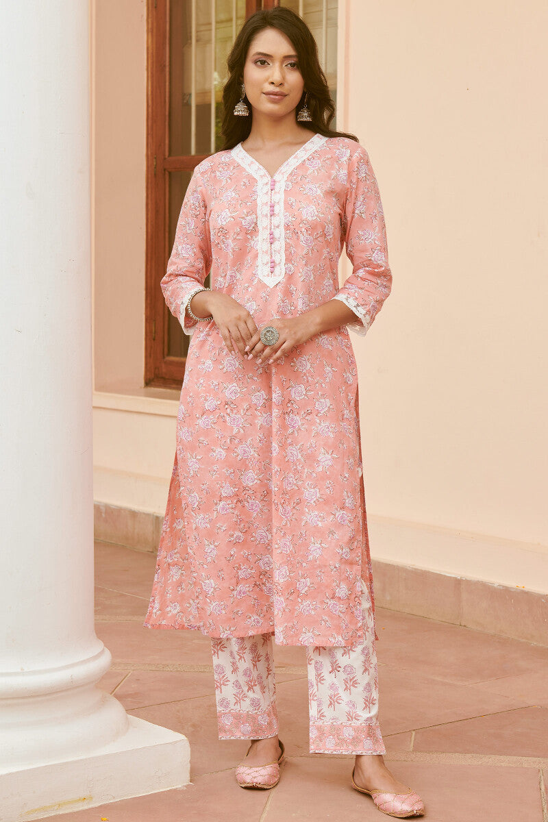 Nusrat Jahan Nafees Kurta
